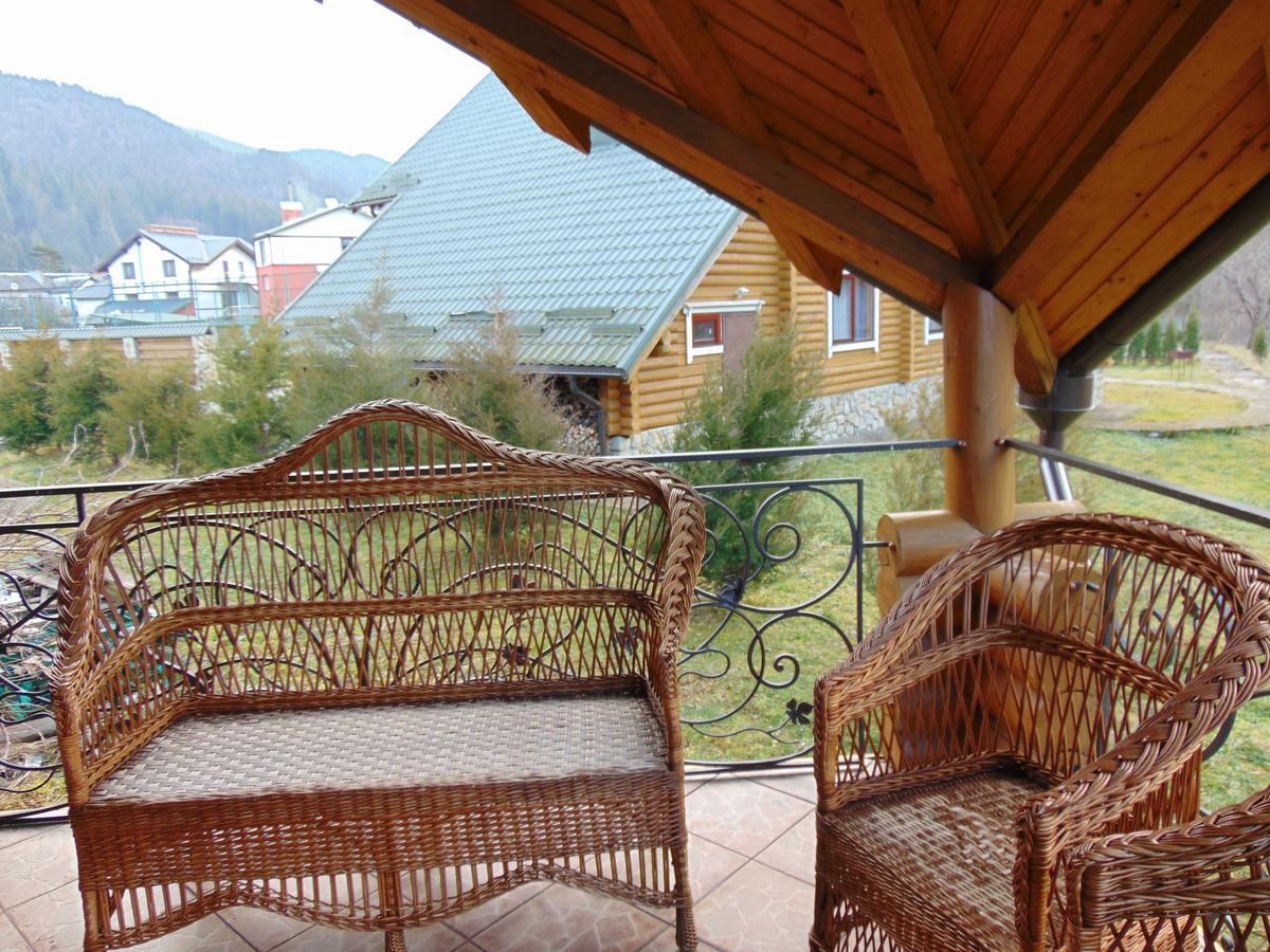 Leoslav Apartments Татарив Екстериор снимка