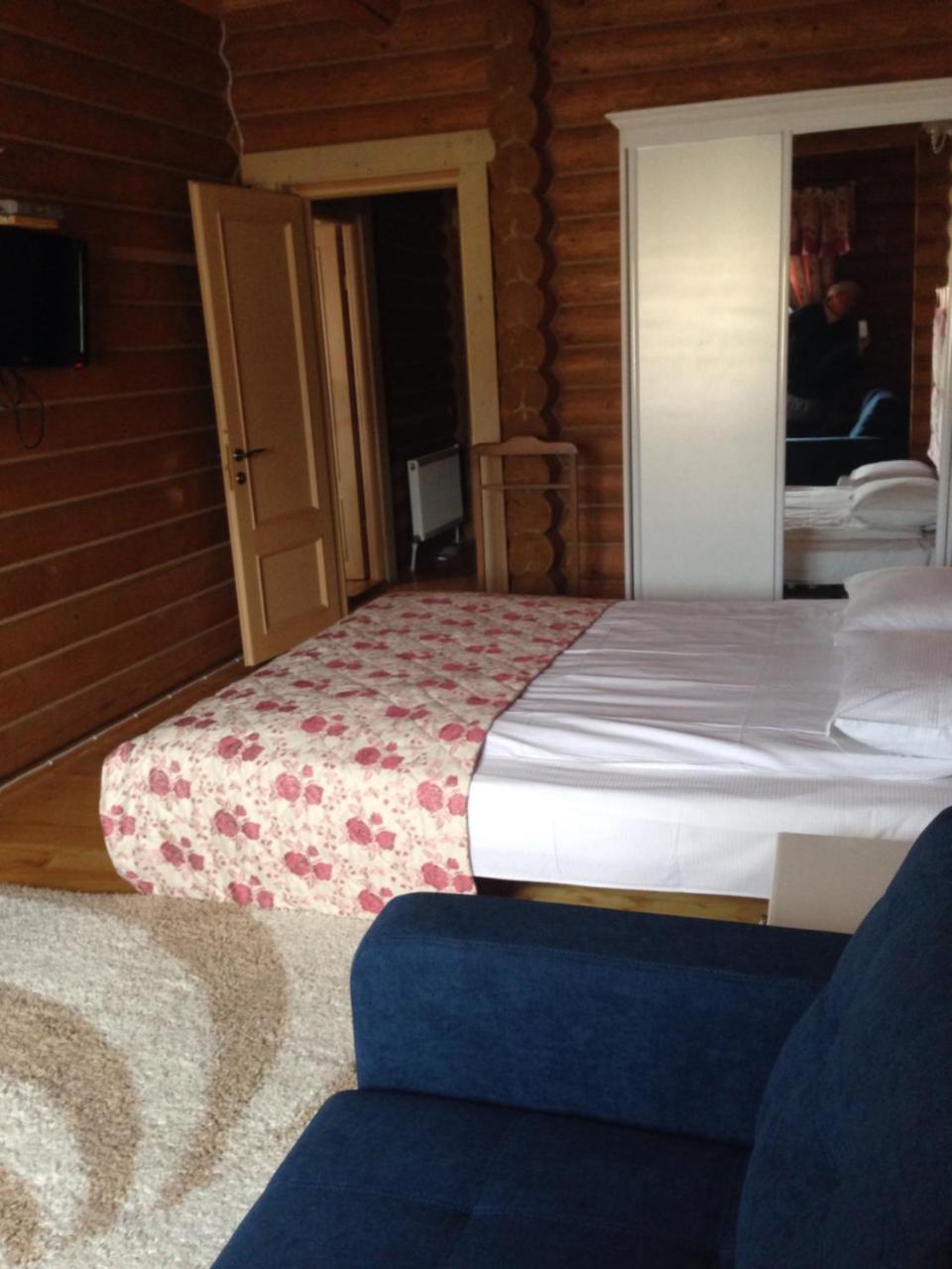 Leoslav Apartments Татарив Екстериор снимка